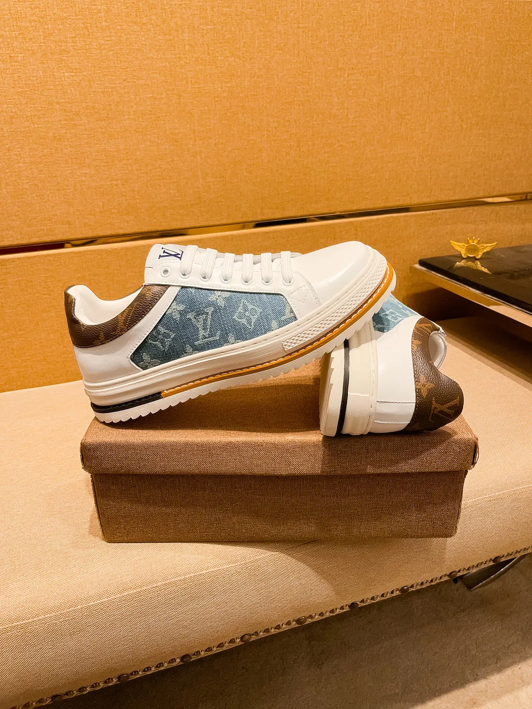 🚘🚘Factory batch 420💰[LV]🔥Louis Vuitton, a high-end men's shoe brand, official website 1:1 latest masterpiece: the upper is made of first-layer cowhide imported from Italy with a comfortable and breathable lining➕original non-slip and wear-resistant outsole🔥, making walking more convenient and comfortable! An exclusive new model, a stunning work, a beautiful 1:1 replica [color] compared to the official quality! Create a fashionable personality to set off your uniqueness! A must-have for trendy men! Classic🔥Size: 38-44 Color: Lee🔥 1⃣️color available🔥.